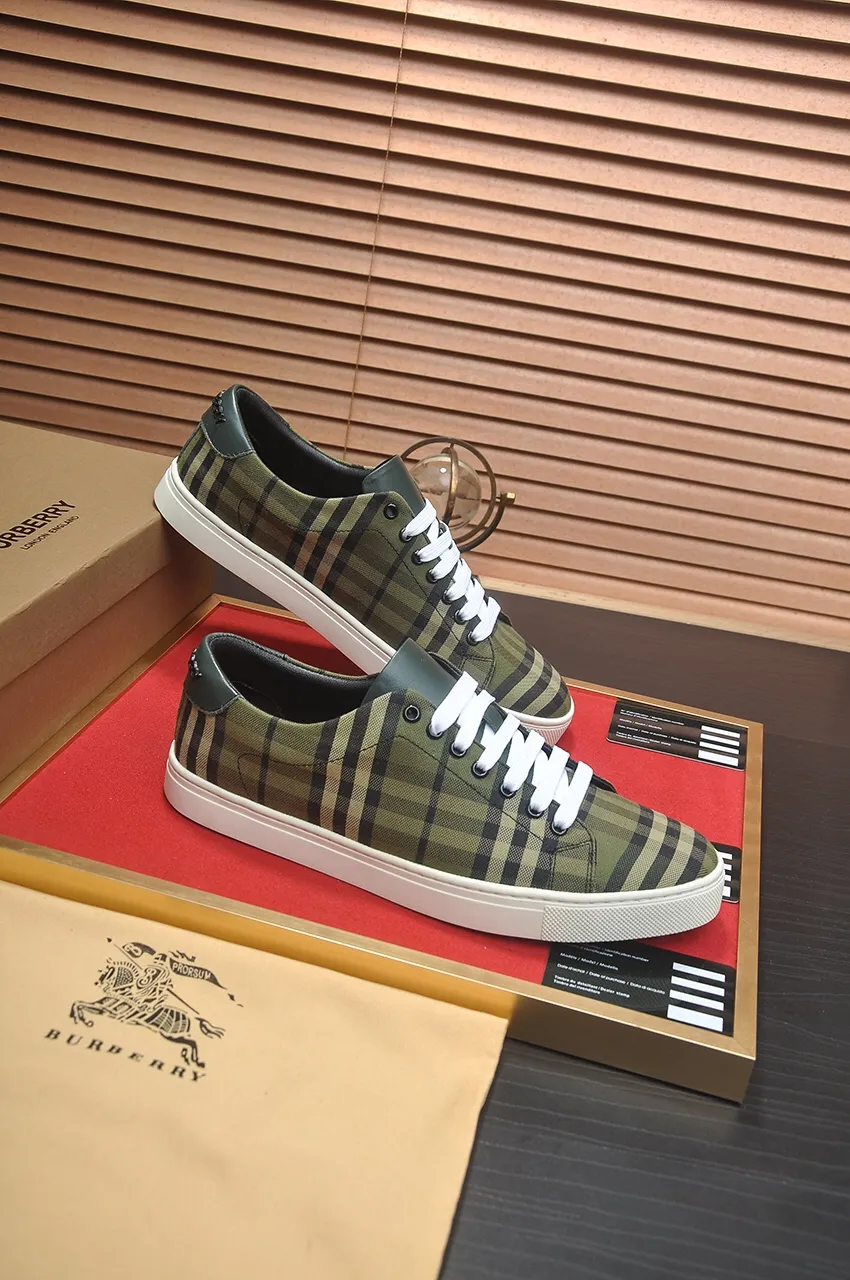 Men's shoes💰480💶[Burberry] (cowhide lining) classic low-top sneakers｜Imported cowhide with classic plaid fabric｜Cow leather lining｜Original outsole｜Fine workmanship and comfortable to wear Size: 38-44 (customized at 45)